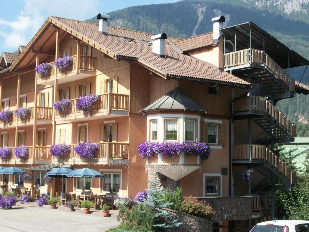 Hotel Vallechiara Moena Luaran gambar