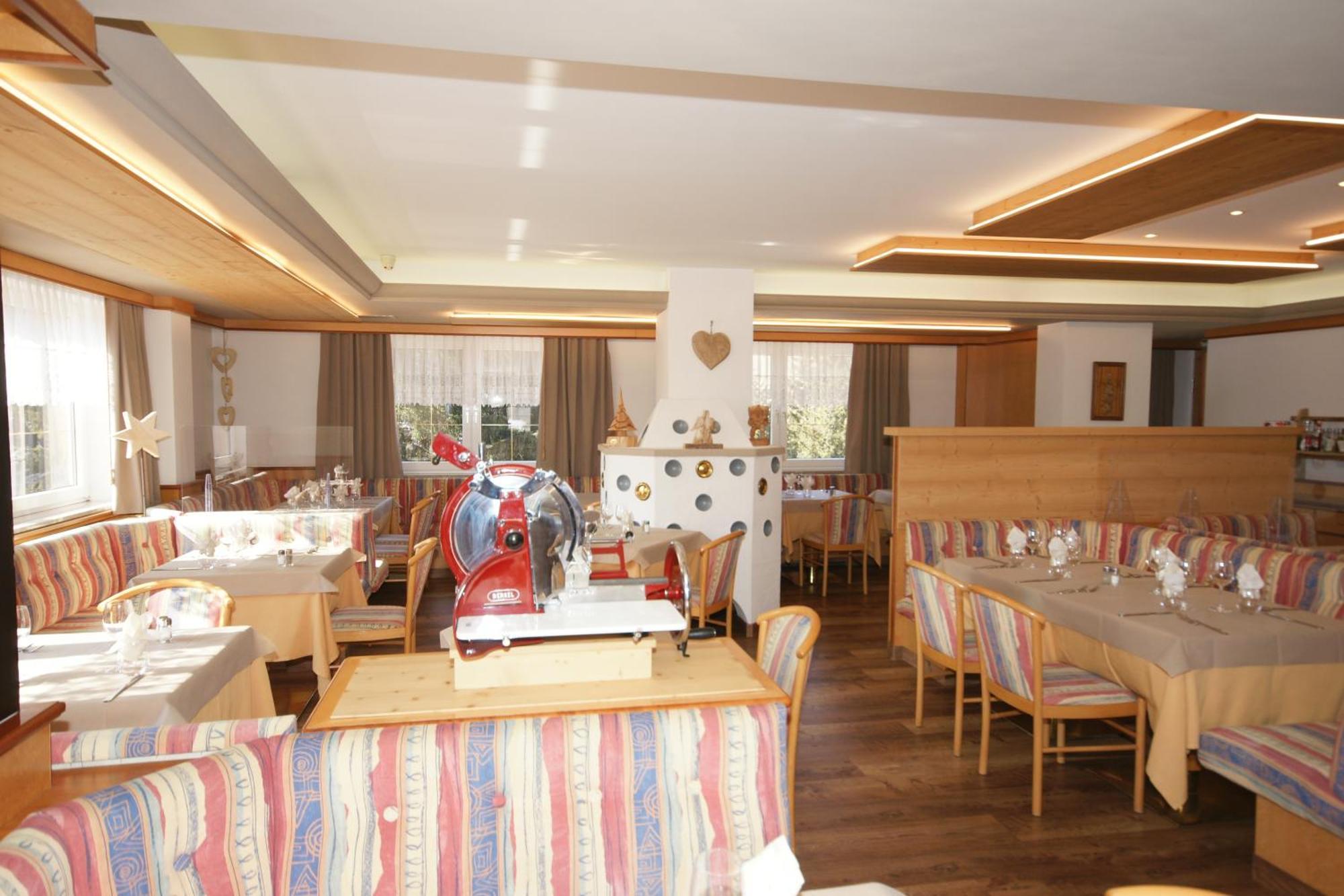 Hotel Vallechiara Moena Luaran gambar